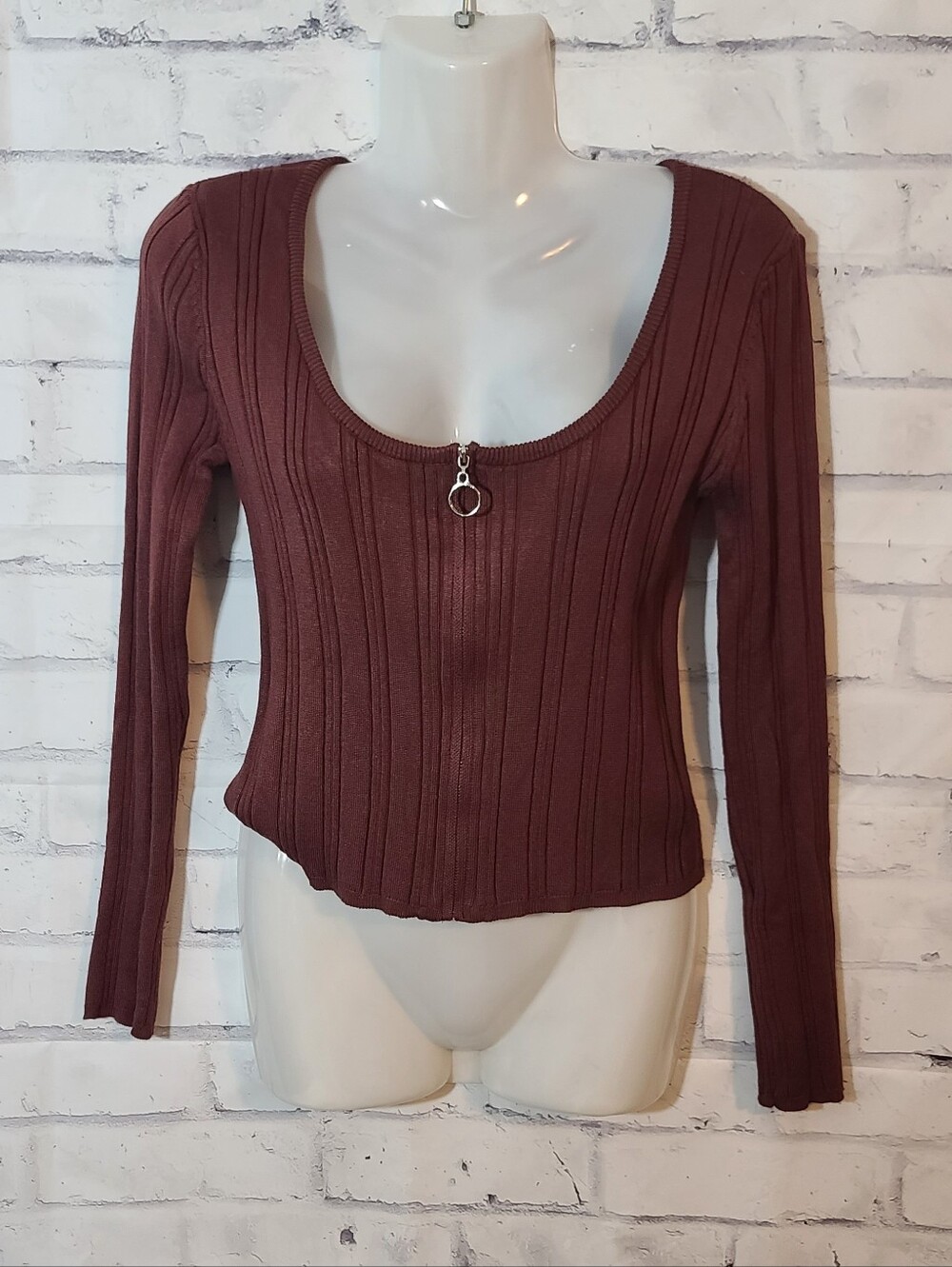 Pink Republic Women’s Brown Rib-Knit Full Zip Sweater M